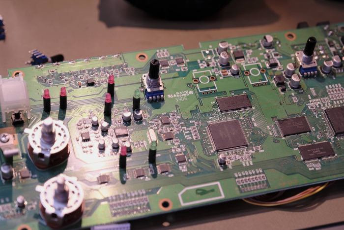 MicroKorg internals encoder repair